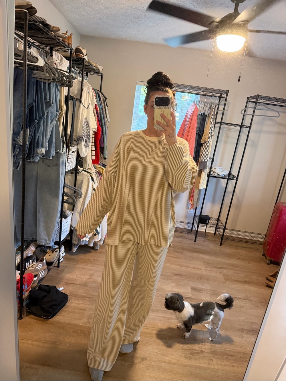 Things between longsleeve/pant set